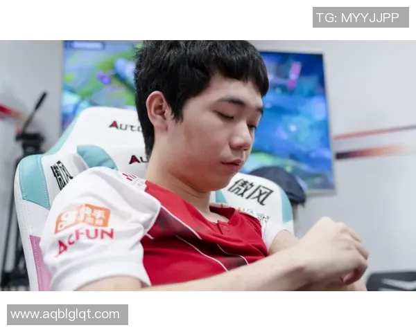 V5与WE在S15电竞总决赛中的战术灵活性分析与总结